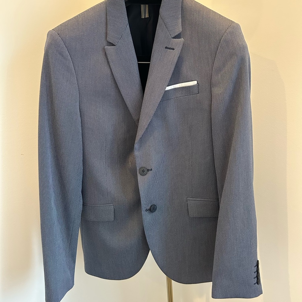 Zara Gray Slim-Fit Sport Coat with Notched Lapel